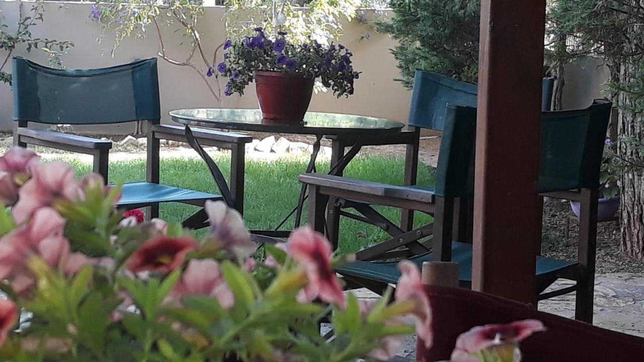 Home Sweet Home Артеміда Екстер'єр фото